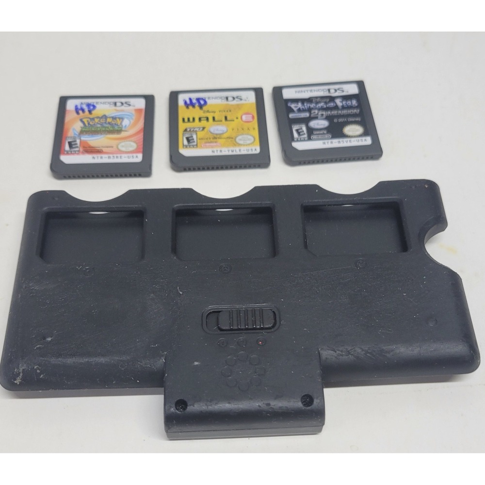 Lot of 4 Memorex Universal Game Selector‎ Nintendo DS 3 Game Cartridge pokeman